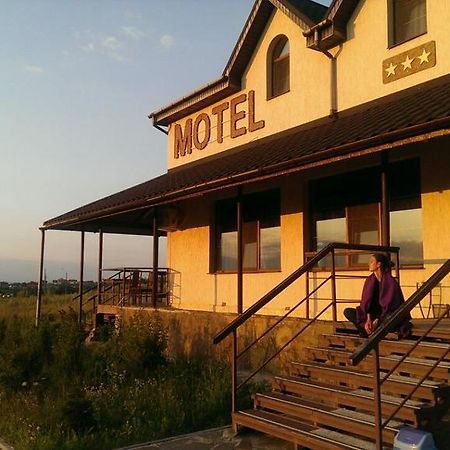 Motel Sacvoyage Charków Zewnętrze zdjęcie